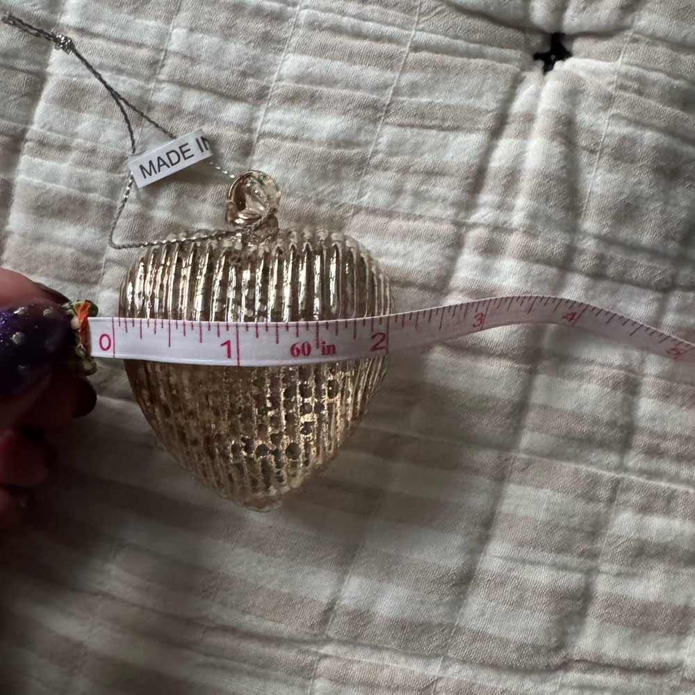 Free People String of Hearts Ornament Set - Picture 6 of 6